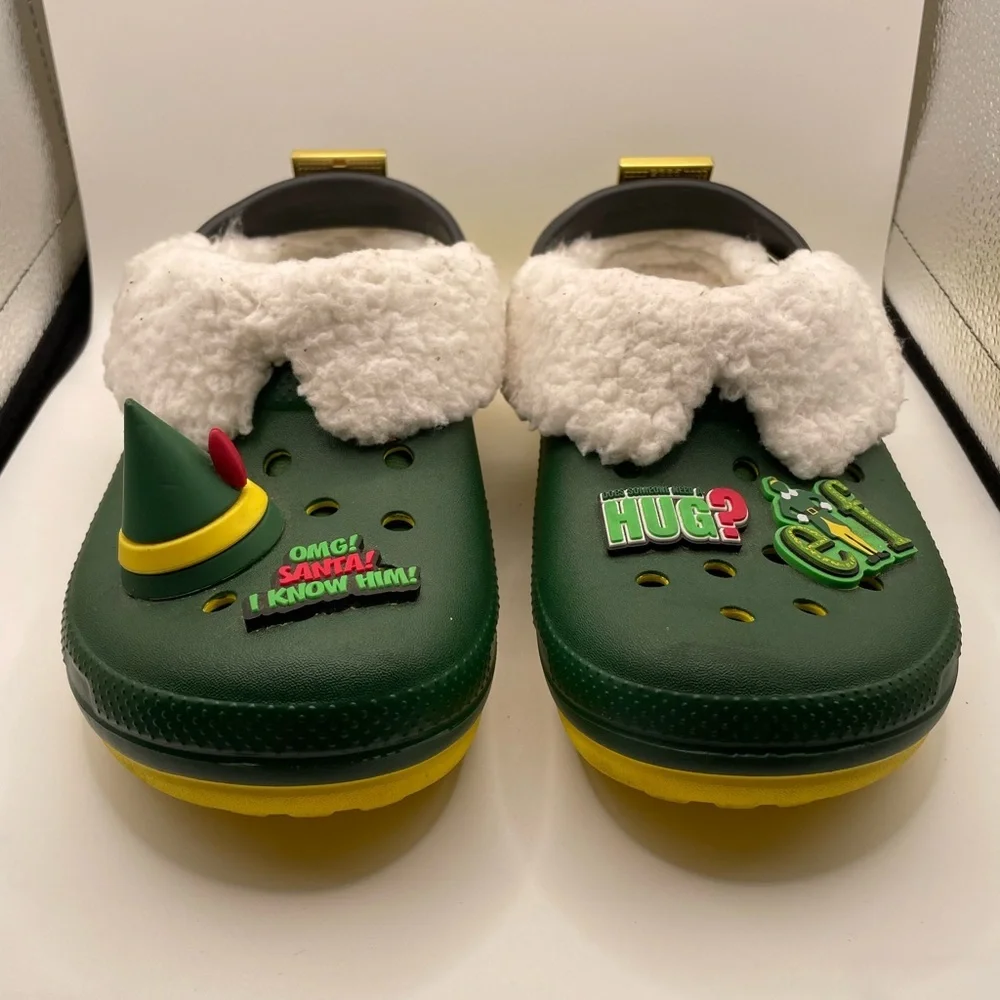 Crocs X Elf Christmas Fuzzy White Lining kids clogs size 4Y